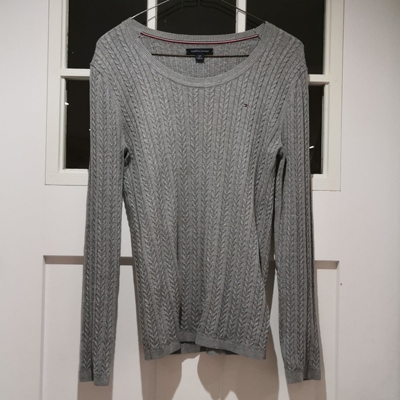 Tommy Hilfiger light grey sweater - Picture 1 of 3